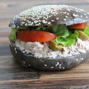 Pan bagnat niçois